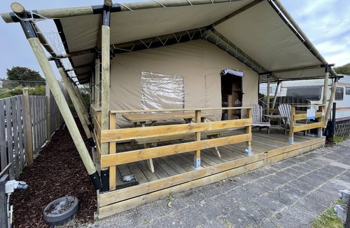 IJmuiden Chalet De Ski | Safaritent IJmuiden aan Zee