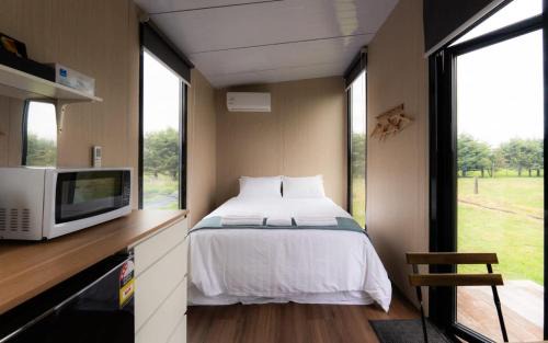 West Eyreton Maison | Saffrondreams Farmstay by Tiny Away