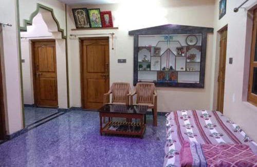 Kamalapur Maison | Sagar Homestay Hampi