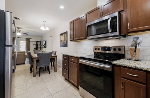 North San Antonio - SAT Maison | Sage Suite II - Sûr, propre et confortable (Animaux acceptés)