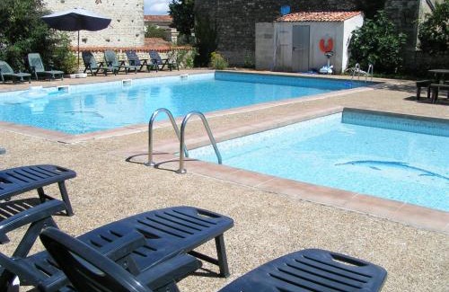 Duil-sur-le-Mignon Maison | Saggitarius, Les Constellations