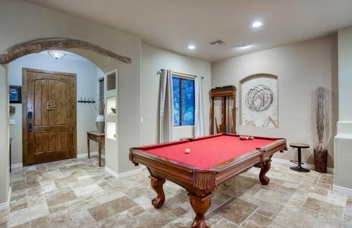 County Island Maison | Saguaro Sunset - Secluded 4BR Home with Rooftop Patio