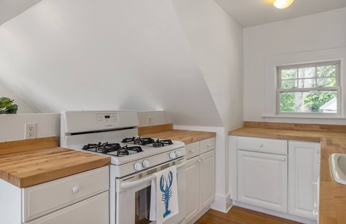Portsmouth Appartement | Sail Loft Portsmouth - beautiful apartment near downtown.