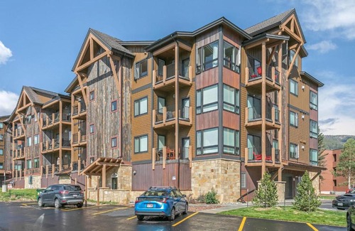 Dillon Maison | Sail Lofts at Lake Dillon 1107