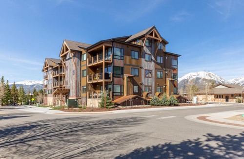 Dillon Maison | Sail Lofts by Summit County Mountain Retreats