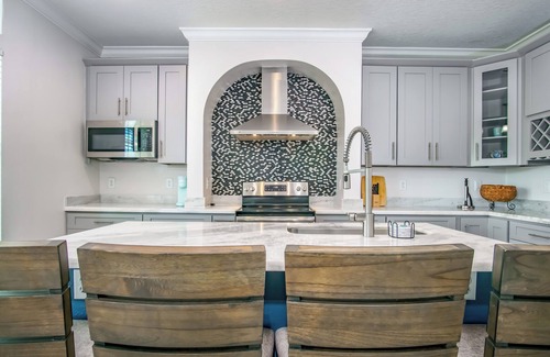 Cutthroat Harbor Estates Maison | Sailfish Retreat | 3 bed, 2 bath canalfront home on Cudjoe Key