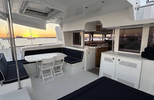 Coconut Grove Location De Bateaux | Sailing Onboard Catamaran Lagoon 450 Miami & Key Biscayne