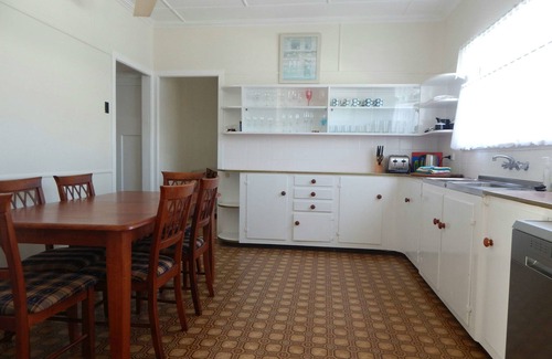 Lota Maison | Sailor's Rest Holiday House