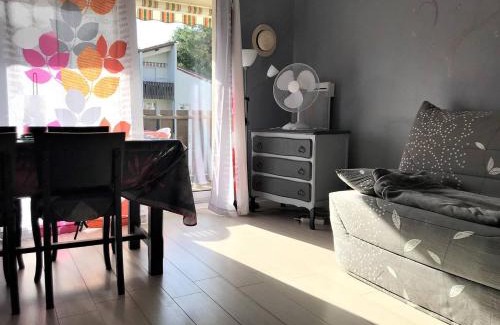 Saint-Georges-de-Didonne Appartement | Saint Georges de Didonne - STUDIO CABINE - résidence boisée - PROCHE CENTRE
