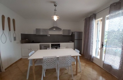 Puymeras Maison | Villa de charme avec piscine privée entre vignes et collines