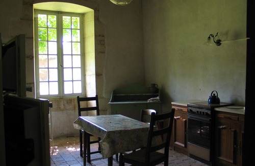 Sainte-Hermine Maison | Sainte Hermine: Logis vendée du 17ème siecle possedant un charme fou....