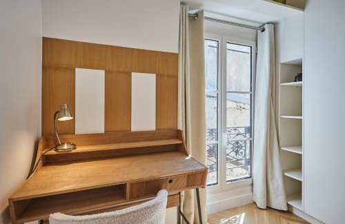 Saint-Germain-des-Pres Appartement | SaintGermainByCecile - Luxueux 2 pièces AC Bianca