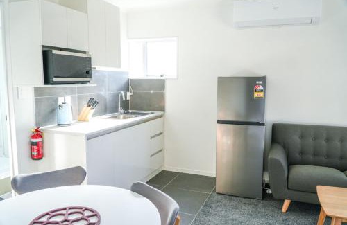 Richmond Heights Appartement | Saints Apartment Junior Suite