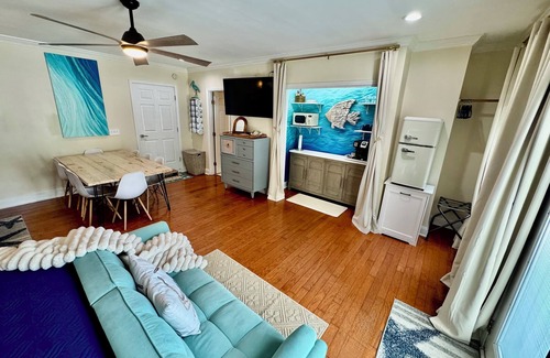 Murraysville Maison | Suite privée, très grand lit, animaux acceptés, 1-6 personnes