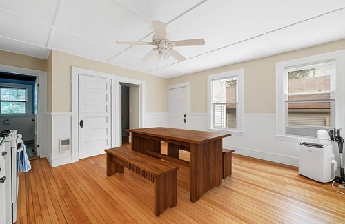 Salem Appartement | Salem 3BDR w/ Gameroom+Balcony+Parking