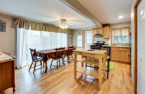 Paddock Lake Maison | Salem Vacation Home with Dock Steps to Paddock Lake