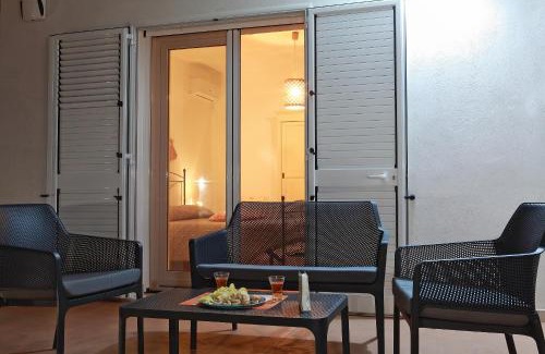 Posto Rosso Maison | SalentOspita Guest Rooms