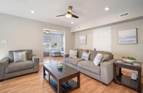 Margate City Maison | Salt Life Retreat Unit A-2BR/2BA, Heart of Margate