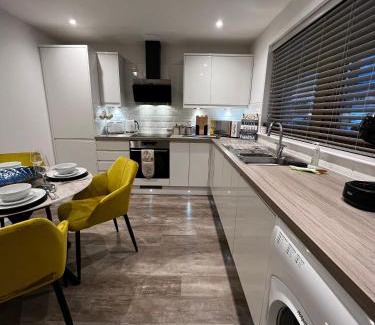 Cullen Maison | Salt View