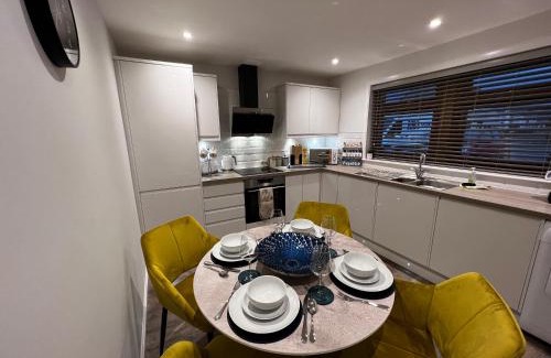 Cullen Maison | Salt View