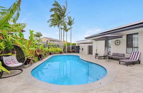 Runaway Bay Appartement | ​Saltbreeze Guest House – Luxury King Suite in Runaway Bay, Gold Coast