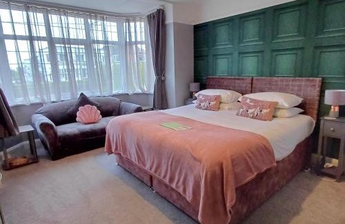 Wells-next-the-Sea Lit Et Petit-Déjeuner | Saltmarsh Rooms at Armeria in Wells next the Sea