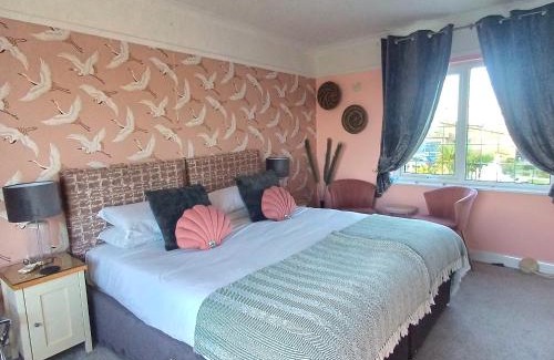 Wells-next-the-Sea Lit Et Petit-Déjeuner | Saltmarsh Rooms at Armeria in Wells next the Sea