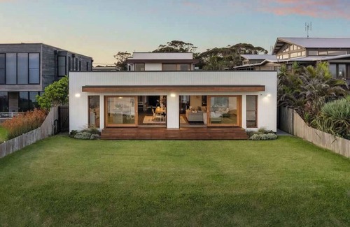 Callala Beach Maison | 'Saltspray' - Luxe Jervis Bay Beachfront Retreat
