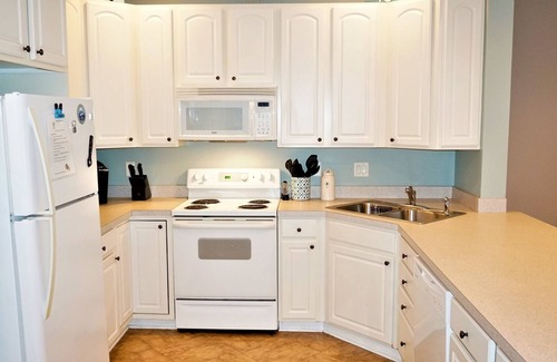 Lewes Copropriété | SALTWATER HARMONY – 3BR, 2BA – Sleeps 7 – Community Pool