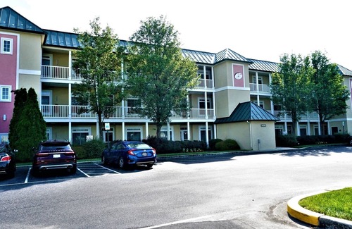 Lewes Copropriété | SALTWATER HARMONY – 3BR, 2BA – Sleeps 7 – Community Pool