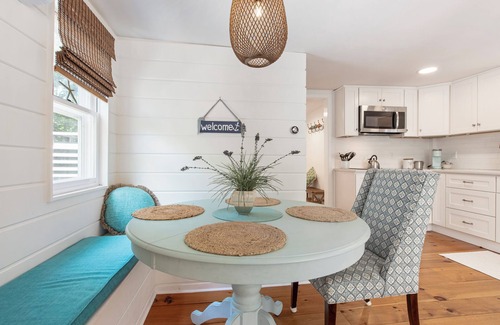 Centerville Maison | Seaside Serenity: Charming Village Hideaway