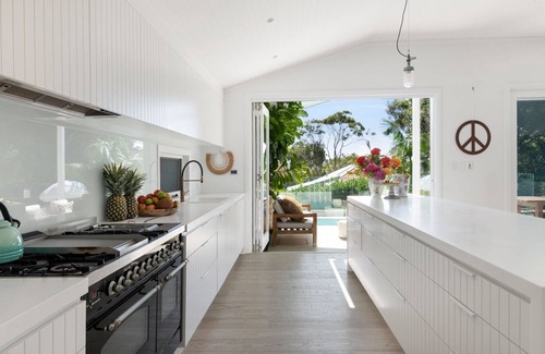 Newport Maison | SALTY DAZE by Palm Beach Holiday Rentals