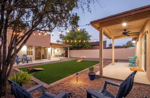 Sam Hughes Appartement | Sam Hughes Bungalows - B - Walkable to the University of Arizona, Large Backyard