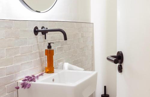 Cort Appartement | Samaritana Suites