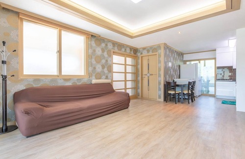 Samcheok Maison | Samcheok Greenhyang Pension