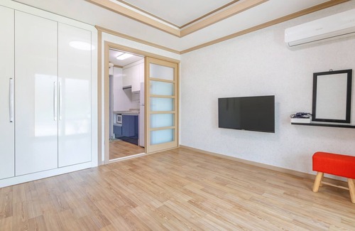 Samcheok Maison | Samcheok Greenhyang Pension