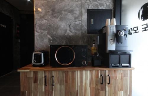 Sacheon Hôtel | Samcheonpo Comodo motel