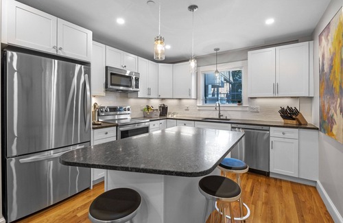 Marblehead Copropriété | Samuel Tucker House - Downtown Luxury 2 Bedroom Condo
