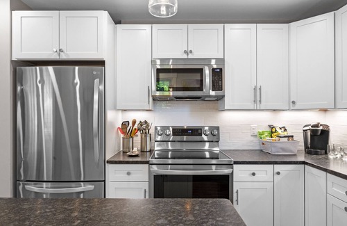Marblehead Copropriété | Samuel Tucker House - Downtown Luxury 2 Bedroom Condo