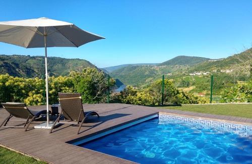 Parada de Sil Maison | San Andres Ferienhaus mit Gästehaus