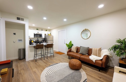Uptown Appartement | SAN ANTONIO COZY, QUICK AND QUIET ONE BRM GATEAWAY. RIVERWALK/SEAWORLD CLASS!