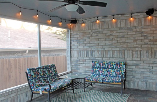 Great Northwest Maison | Southwest Texas Getaway / Destination BMT