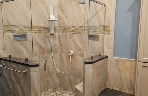North Central Thousand Oaks Maison | San Antonio luxury and fun