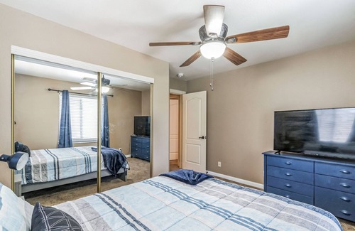 Far North Central Maison | San Antonio Serenity: 23 Min To Six Flags Sleeps 10, 3-Bedroom/2.5Bath