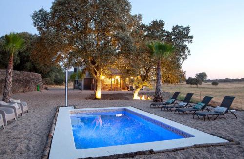 Mejorada Maison | San Benito, finca privada cerca de Gredos con piscina