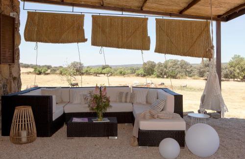 Mejorada Maison | San Benito, finca privada cerca de Gredos con piscina