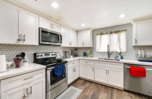 Grantville Copropriété | San Diego Condo: Pool Access, 8 Mi to Downtown
