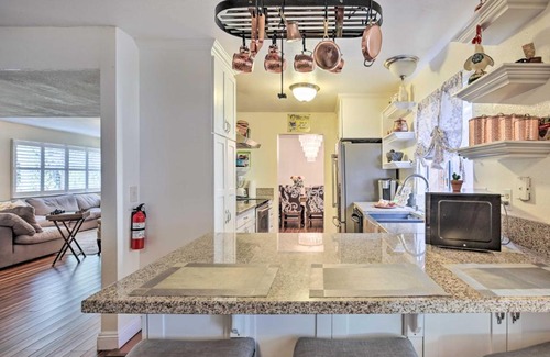 Lincoln Acres Maison | San Diego Home with Private Backyard and Patio!