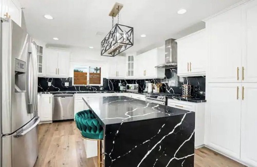 La Mesa Maison | San Diego Luxury Home w/ Heated Pool and Spa!
