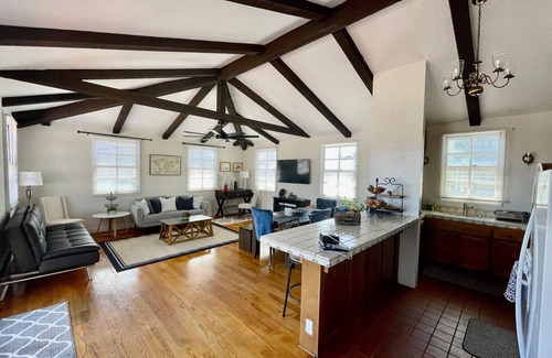 Old Town Appartement | San Diego Old Town Family-sized Apartment with Patio
